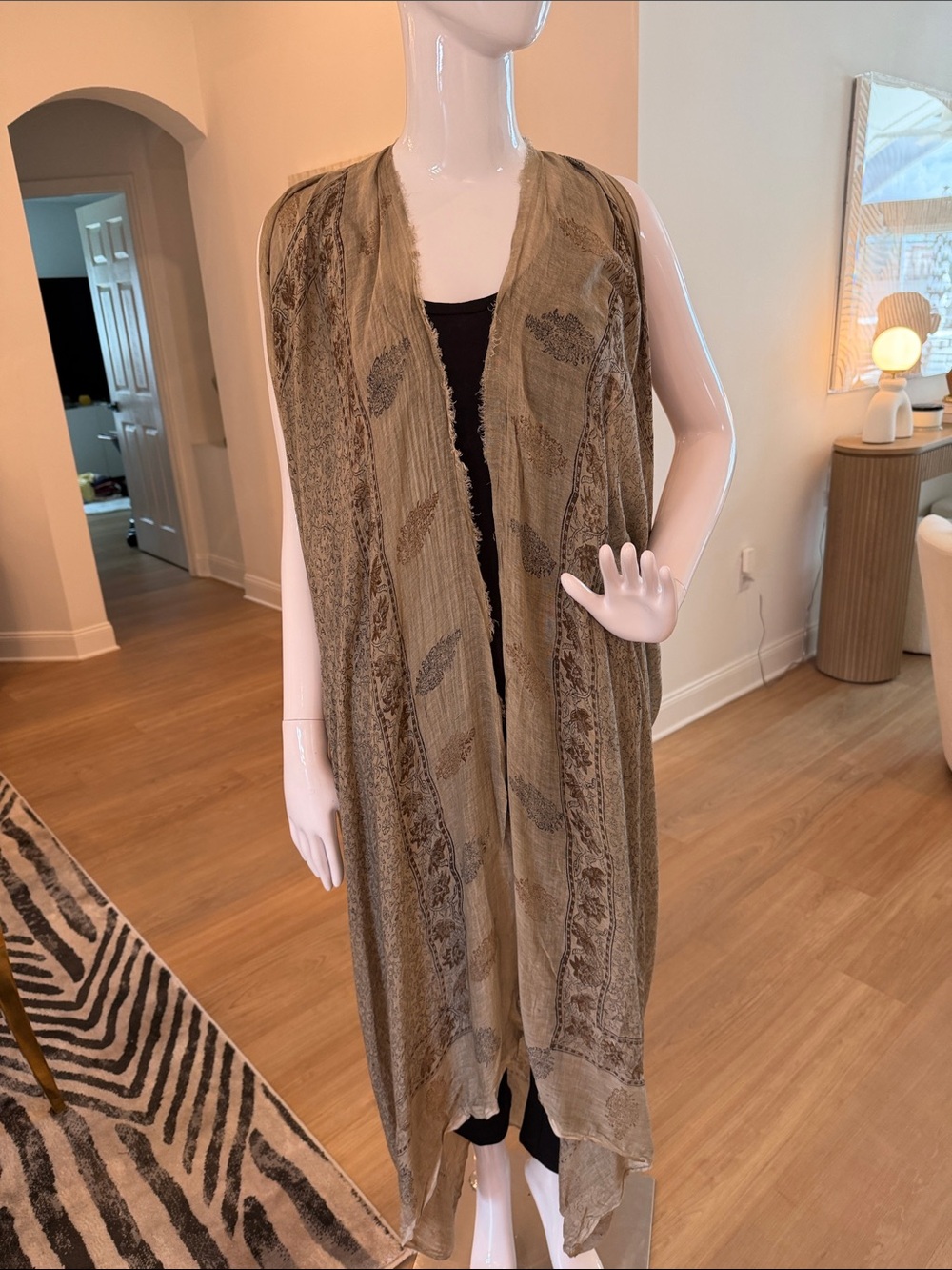 Maya Taupe Patterned Open-Front Layering Vest